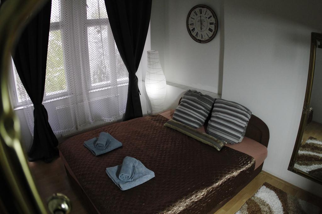 Apartman Lukas Карлови Вари Екстериор снимка